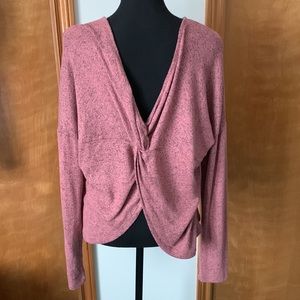 Francesca‘s Twist / Open Back Knot Top - Ultra Soft & Cozy